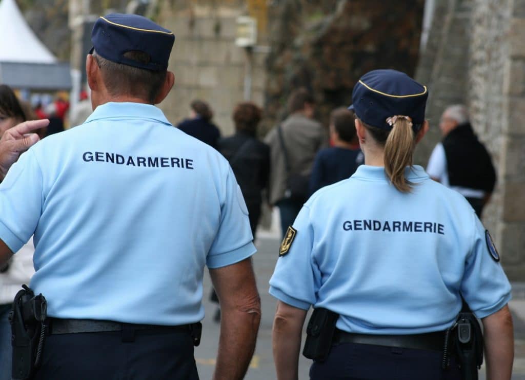 gendarmerie, gendarme, police, policier,
